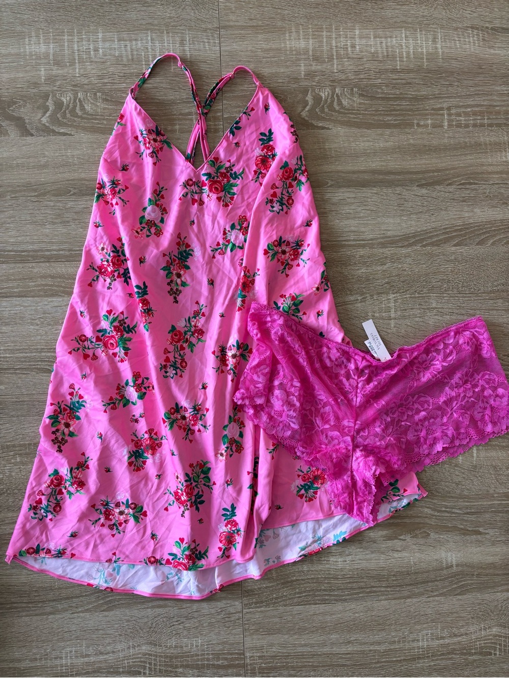 Victoria’s Secret Lovely Bouquet Pink Satin Open Back Slip and Underwear size XL
